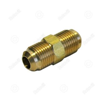 RÉZCSŐ KÖZCSAVAR (CSATLAKOZÓ KÖZDARAB) 1/2"-12 mm